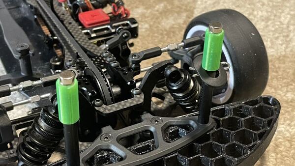 RCクリアボディー穴あけ用位置決め ポストマーカー 6mm用 グリーン色 3Dプリンター製 ヨコモなど