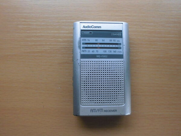 AudioComm オーム電機 RAD-F590ZZ AM/FMポケットラジオ 難あり 新電池付 動作確認品 13-40-6