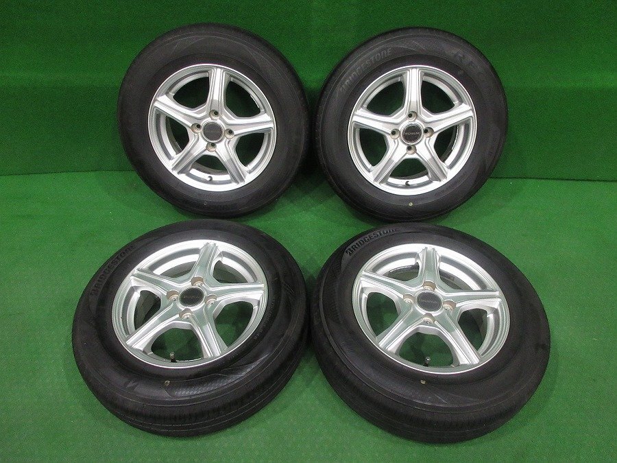 スズキ　純正グリーン　14インチ　レグノほぼ新品 ホイールサイズ:14インチ ブリヂストン REGNO(レグノ)のタイヤ