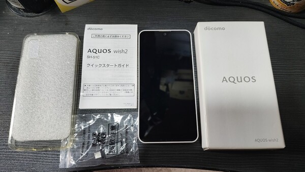 SHARP AQUOS wish2 ドコモ 中古美品 透明ソフトスマホケース付 ホワイト