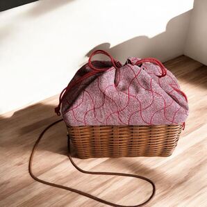 正絹 籠巾着 カゴ巾着 カゴバック 着物リメイク ハンドメイド 赤 クラフトバンド