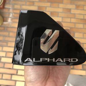 【送料無料】トヨタ アルファード 左フロントドアベルトモールディングエンドカバーリヤ 6AA-AAHH45W-PFXLB 75719-V2010