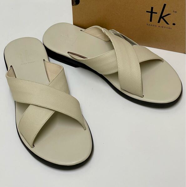 【未使用】 tk.TAKEO KIKUCHI クロスサンダル ベージュ 27,5cm ティーケータケオキクチ