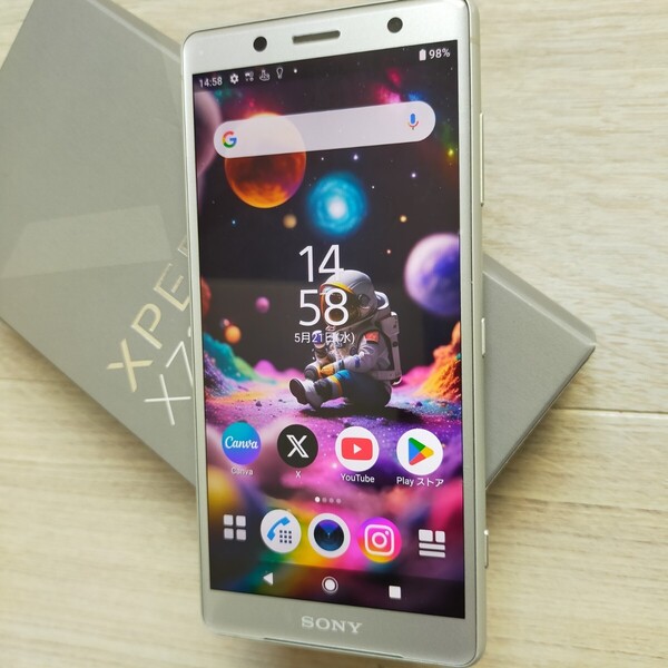 SONY 「Xperia XZ2 Compact」 ホワイトシルバー SO-05K SIMロック解除済 RAM4GB.ROM64GB 安心のドコモ製品