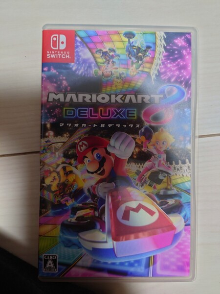美品【Switch】 マリオカート8 デラックス