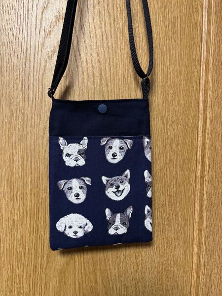 NO.285 ハンドメイド サコッシュ 犬柄 斜め掛け ショルダーバッグ かばん バッグ