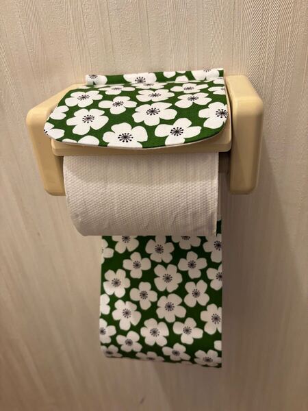 NO.305 ハンドメイド グリーン花柄トイレットペーパーホルダー
