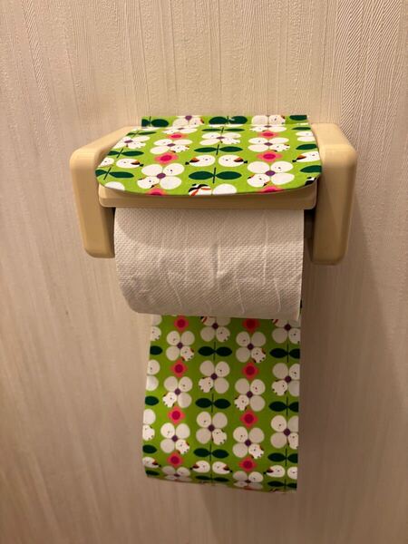 NO.307 ハンドメイド トイレットペーパーホルダー シマエナガ 緑