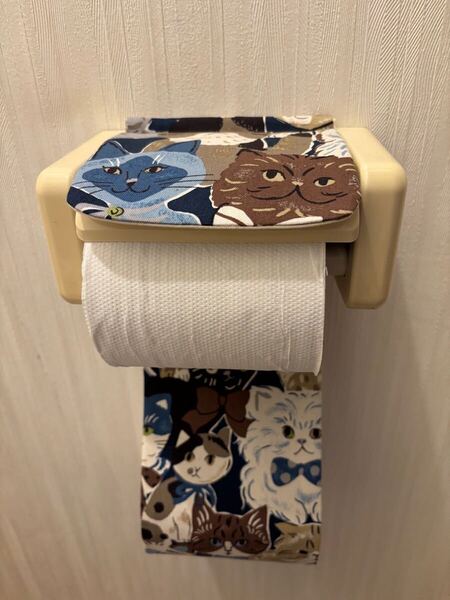 NO.450 ハンドメイド トイレットペーパーホルダーカバー 猫柄