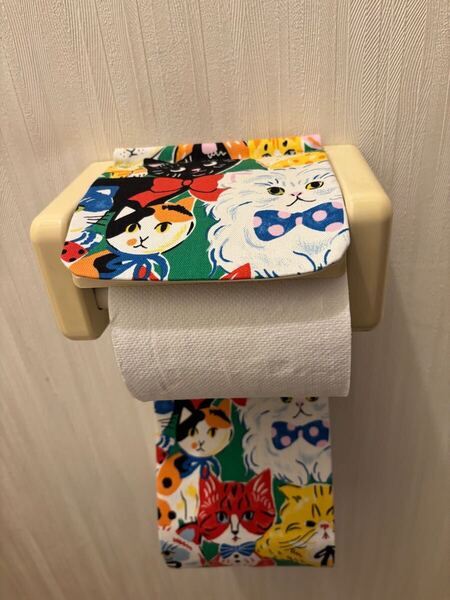 NO.451 ハンドメイド トイレットペーパーホルダーカバー 猫柄