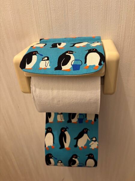NO.461 ハンドメイド トイレットペーパーホルダーカバー ペンギン柄