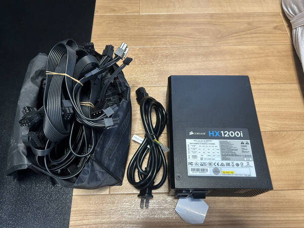 Corsair HX1200i 電源ユニット 使用頻度少ない 中古 動作品
