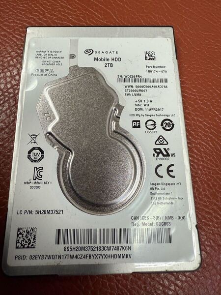 即決、送料無料Seagate HDD2TB 2.5インチ SATA 340時間 内蔵HDD SEAGATE ST2000LM007 動作品