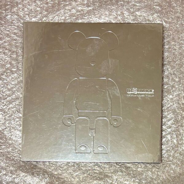 BE@RBRICK WORLD WIDE TOUR 400% 参加アーティストのカタログ MEDICOM TOY ベアブリック W.W.T