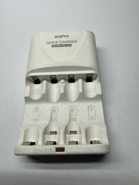 SANYO 急速充電器 単3形・単4形 ニッケル水素・カドニカ対応 NC-M58 本体のみ