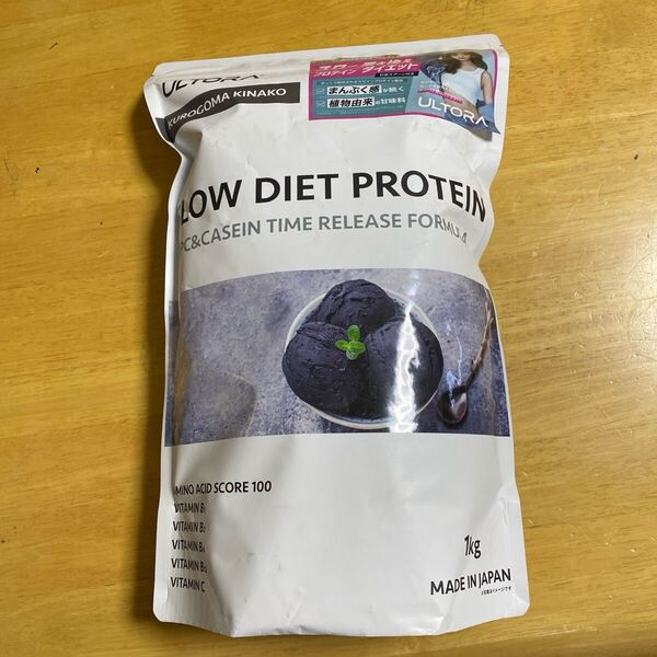 ウルトラ スローダイエットプロテイン 黒ゴマきなこ風味 1kg