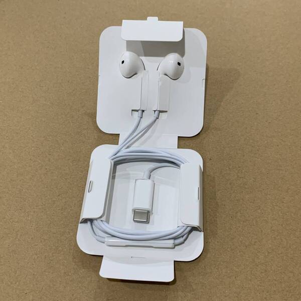 iPhoneイヤホン アップル純正 USB-Cイヤホン アイホン 有線イヤホン
