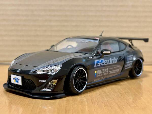 1/24 アオシマ トヨタ 86 GReddy & Rocket Bunny 完成品