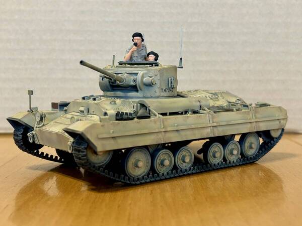 1/35 タミヤ イギリス 歩兵戦車 バレンタイン Mk.II/IV 完成品