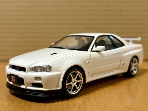 1/24 タミヤ ニッサン スカイライン GT-R VスペックII R34 完成品