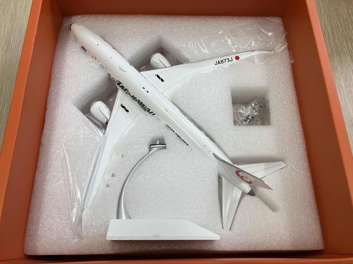 ★嵐 JAL嵐JET 200分の1フィギュア新品・超レア Yahoo!オークション -「jal 嵐 jet」の落札相場・落札価格
