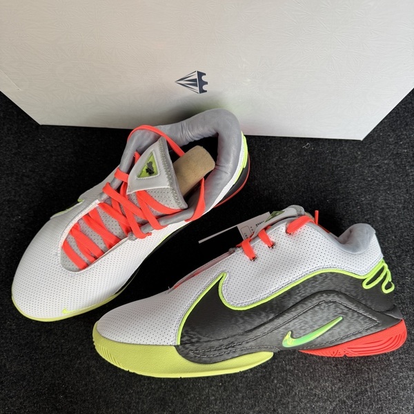 27.0cm 新品未使用 NIKE LEBRON XXⅡ EP ナイキ レブロン 22 バスケットボール スニーカー シューズ NBA バスケ 屋内 箱有り 正規品
