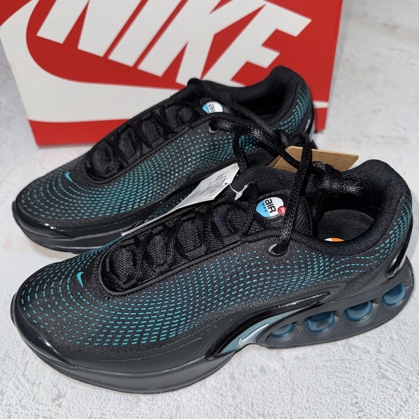 27.5cm 新品未使用 NIKE AIR MAX DN ES ナイキ エアマックス エッセンシャル スニーカー シューズ AIRMAX エア マックス 箱有り 正規品