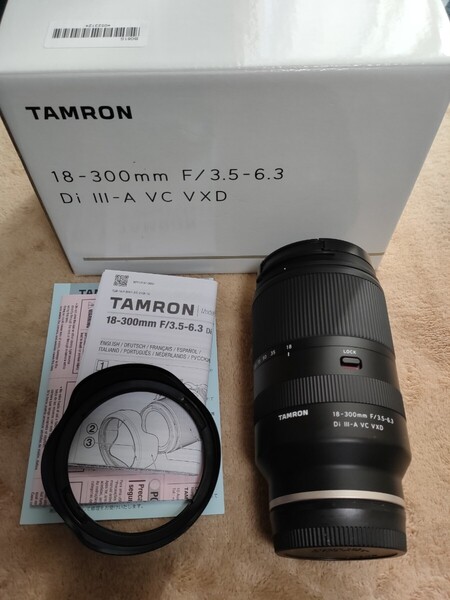 (中古美品)Tamron 18-300mm F/3.5-6.3 Di III-A VC VXD レンズ Sony E APS-C ミラーレスカメラ用