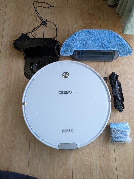 DEEBOT M82 ECOVAES お掃除ロボット 2018年製 ロボット掃除機
