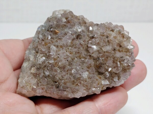 J-4 スモーキークォーツ 132g 水晶 クォーツ 原石 鑑賞石 自然石 天然石 誕生石 鉱石 鉱物 宝石 ジュエリー 水石