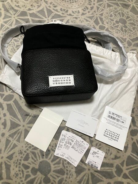 MAISON MARGIELA メゾンマルジェラ 5ACショルダーカメラバッグ