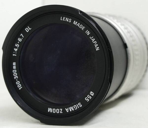 ~実写確認済~ ☆外観美品・人気の望遠レンズ☆ ソニー1眼レフ用(Aマウント) SIGMA ZOOM 100-300mm F4.5-6.7 DL (J0101)