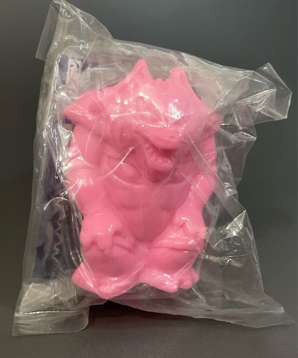 プリケッツ　ミニデビルマン　ソフビ　ビックワンクラフト　ピンク　あずき色 プリケッツ ミニデビルマン ソフビ ビックワンクラフト ピンク