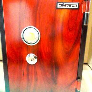 JIS S 1037 昭和59年製造 扉式耐火金庫 許可番号:第376066号