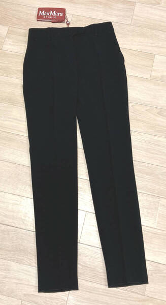 新品67%OFF マックスマーラ Max Mara ショート丈パンツ ブラック 36サイズ 【送料無料】