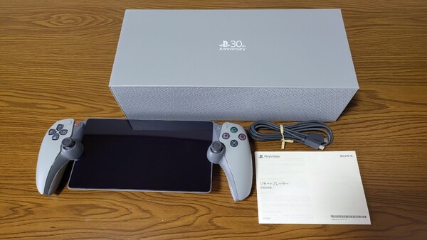 PlayStation Portal リモートプレーヤー 30周年アニバーサリー リミテッドエディション CFIJ-18030 おまけ付き