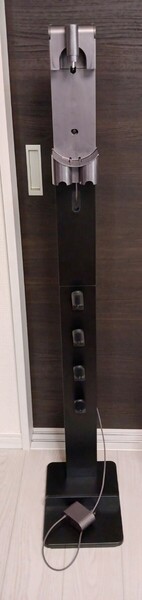 送料込★電池無し★dyson★V7★鉄製スタンドセット★SV11FFOLB★ダイソン★コードレス掃除機★ノズルアタッチメント付属★インテリア★