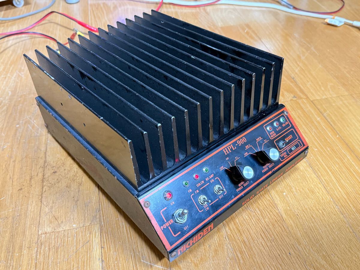 大網リニアアンプ10発REVEX HF-α3000 ソリッドステートリニアアンプ