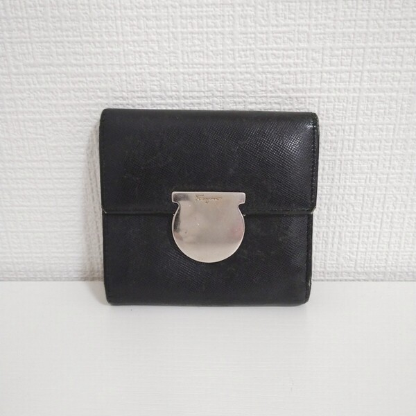 Salvatore Ferragamo サルヴァトーレ フェラガモ 3つ折財布 レザー ブラック ガンチーニ 小銭入れあり レディース ウォレット 送料無料