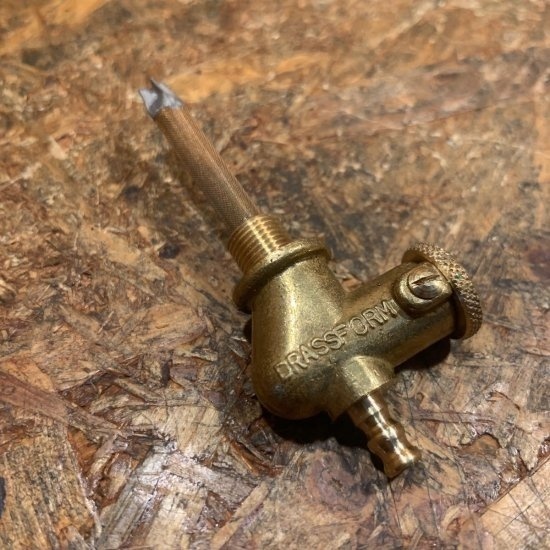 ワッセル フューエルコック 真鍮製 1/8BSP ビンテージ タンク トライアンフ BSA ノートン ビンテージ (WW73067)