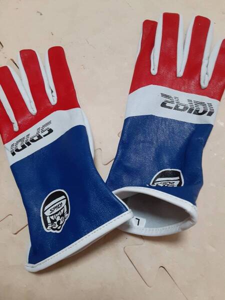 即日発送 在庫あり 新品未使用 フレディ・スペンサー motogp レーシングレザーグローブ Lサイズ レプリカ