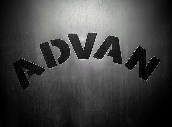 ADVAN YOKOHAMA タイヤレター 新デザイン 抜き文字 タイヤインチごとにサイズ変更してお届け