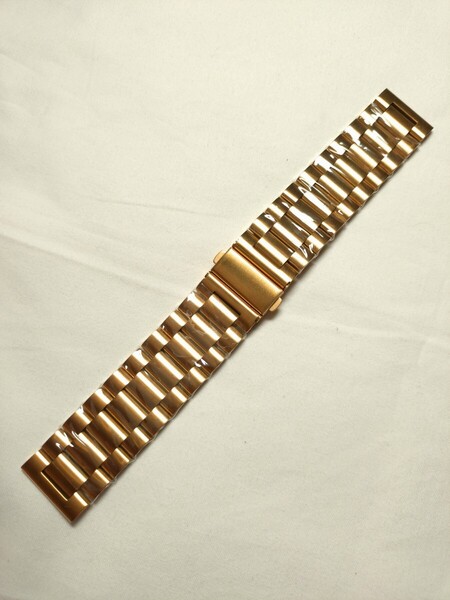 【新品】腕時計ベルト 22mm ベルト ステンレス ゴールドカラー 金色 高級感