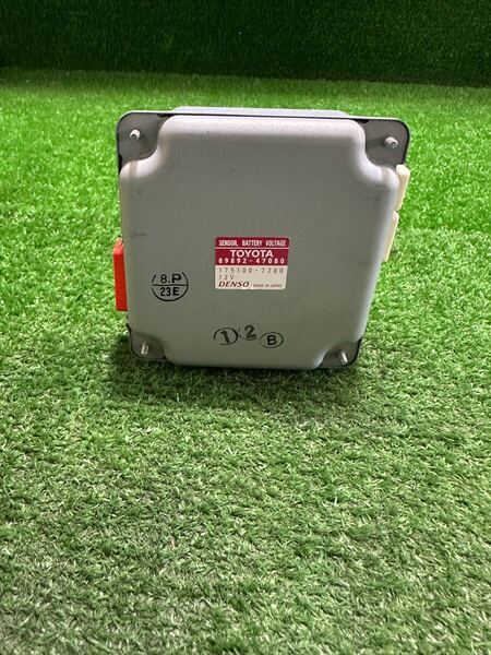 トヨタプリウスα アルファ DAA-ZVW41WプリウスDAA-ZVW30 HVハイブリッドバッテリー ボルテージセンサー 89892-47080 175100-7280 12V
