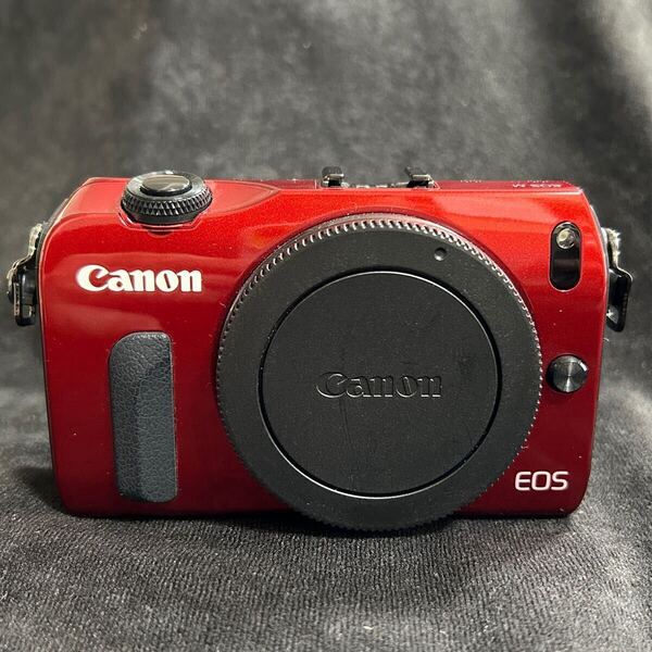 CANON キヤノン EOS M(レッド)ダブルレンズキット EF-M22mm F2 STM / EF-M18-55mm F3.5-5.6 IS STM / マウントアダプタEF-EOS M 付属