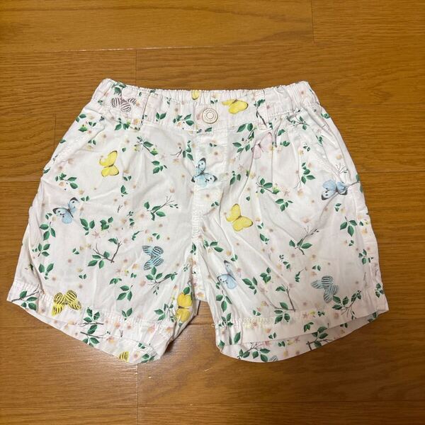 H&M エイチアンドエム 蝶々 蝶柄 ショートパンツ 110