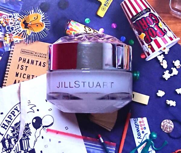 《美品》【ジルスチュアート ハピネス メッセージ リップバーム】JILLSTUART ホワイトフローラル 容器 唇 保湿 リップクリーム キラキラ