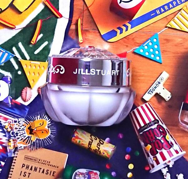 《美品》【ジルスチュアート フルーツ リップバーム】JILLSTUART ぷっくり 容器 唇 保湿 リップクリーム キラキラ 縦ジワ ケース かわいい