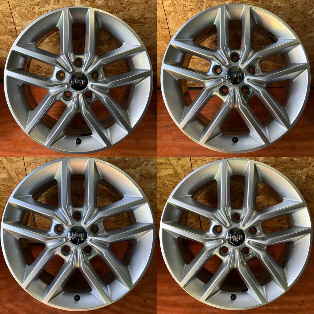 【からくり】ジープJeep　グランドチェロキー　純正18インチホイール③ グランドチェロキー JEEP ジープ WK 純正 18インチ 8J+56.4