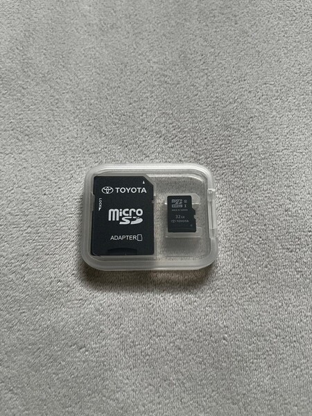 送料込 専用ケース付【トヨタ】純正 ナビ SDカード 地図SDカード NSZN-Z68T 10インチナビ 2022年秋版 08675 0AW41 TOYOTA